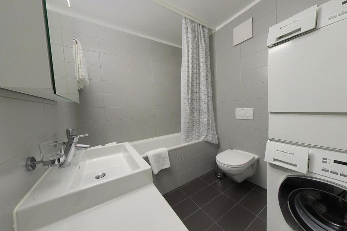 Appartement View - Spacious 1 Bed With Balcony! Rdf68-2f